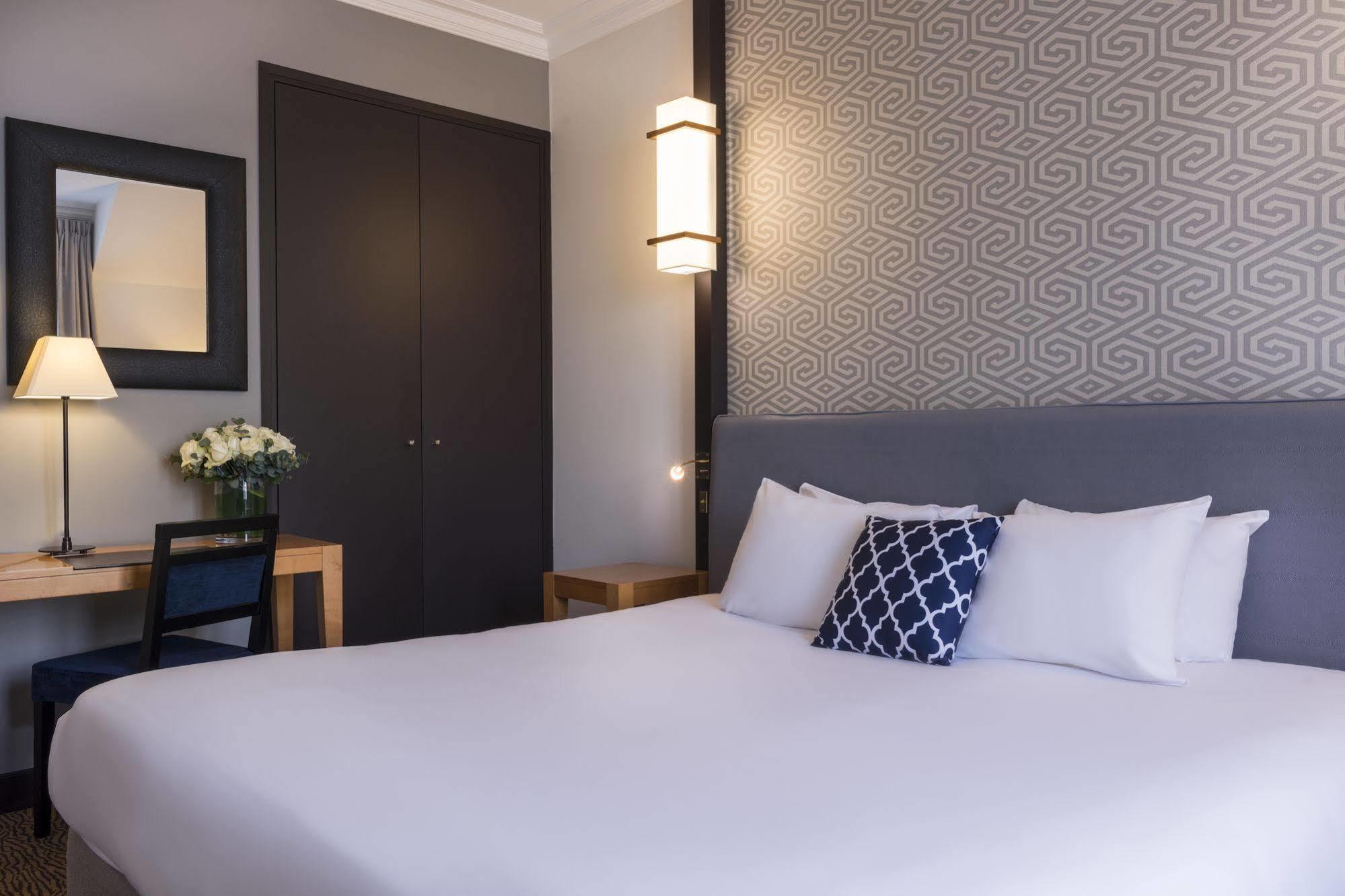 Le Marquis Eiffel 4* Paris